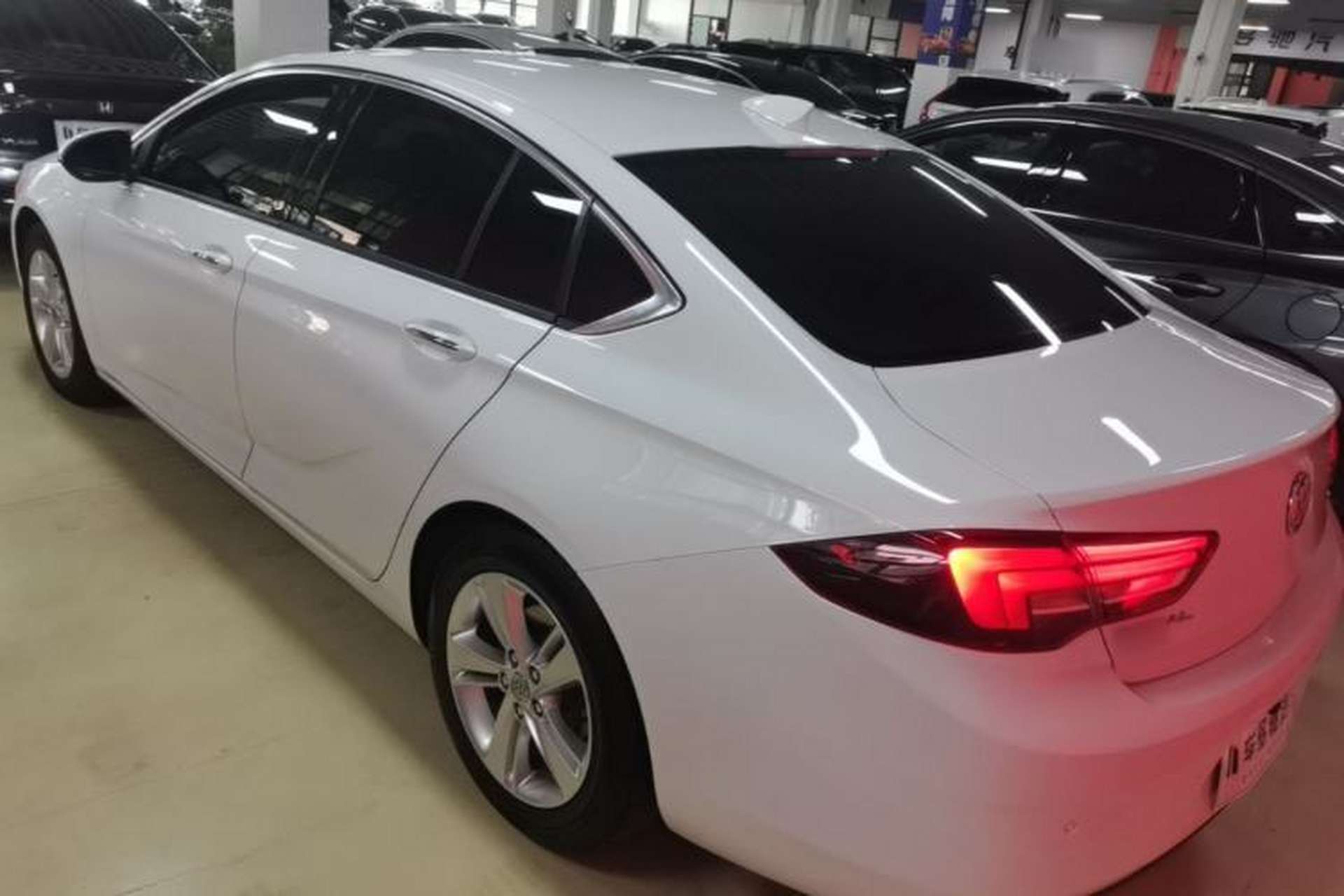 Used Buick Regal 2019 20T Elite Version China V Standard Rear Left 45 Deg