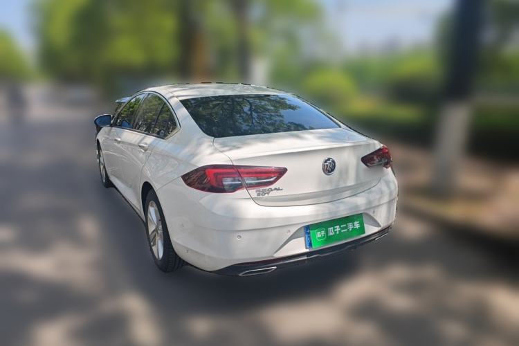 Used Buick Regal 2019 Revised 20T Luxury Version China VI Standard Rear Left 45 Deg