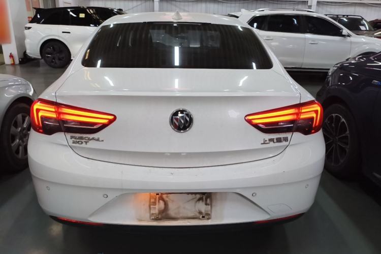 Used Buick Regal 2019 20T Elite Version China VI Standard Rear