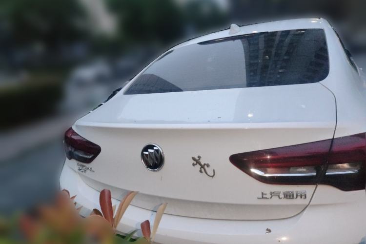 Used Buick Regal 2019 20T Elite Version China VI Standard Rear