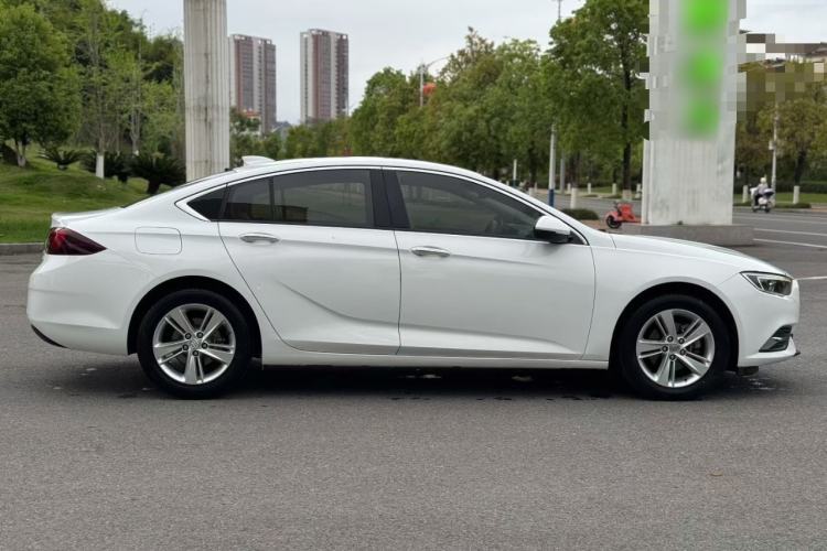 Used Buick Regal 2019 20T Elite Version China VI Standard Rear Right 45 Deg