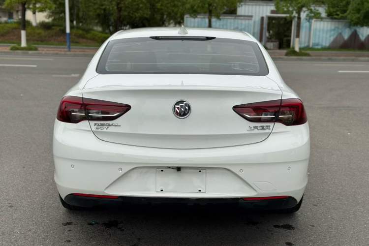 Used Buick Regal 2019 20T Elite Version China VI Standard Rear