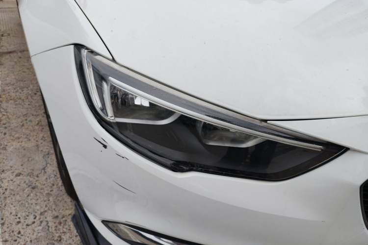 Used Buick Regal 2019 20T Elite Version China VI Standard Right Front Headlight