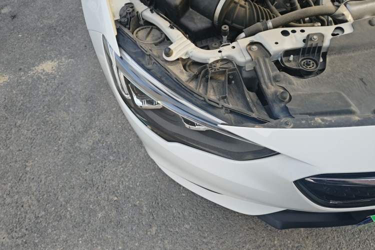 Used Buick Regal 2019 20T Elite Version China VI Standard Right Front Headlight