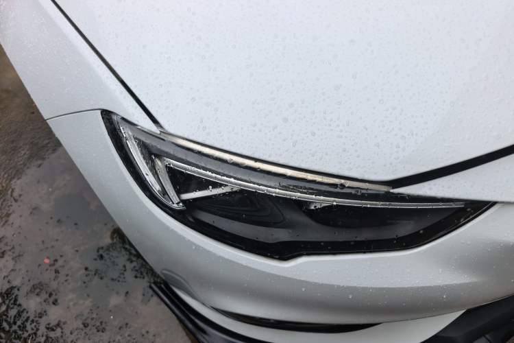 Used Buick Regal 2019 20T Elite Version China VI Standard Right Front Headlight