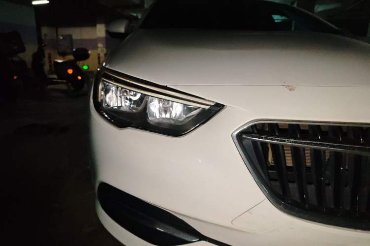 Used Buick Regal 2019 20T Elite Version China VI Standard Right Front Headlight