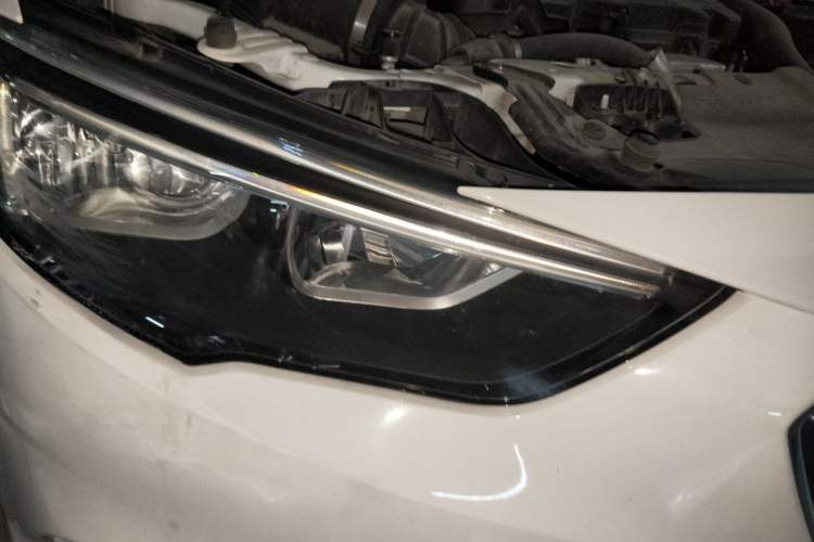 Used Buick Regal 2019 20T Elite Version China VI Standard Right Front Headlight