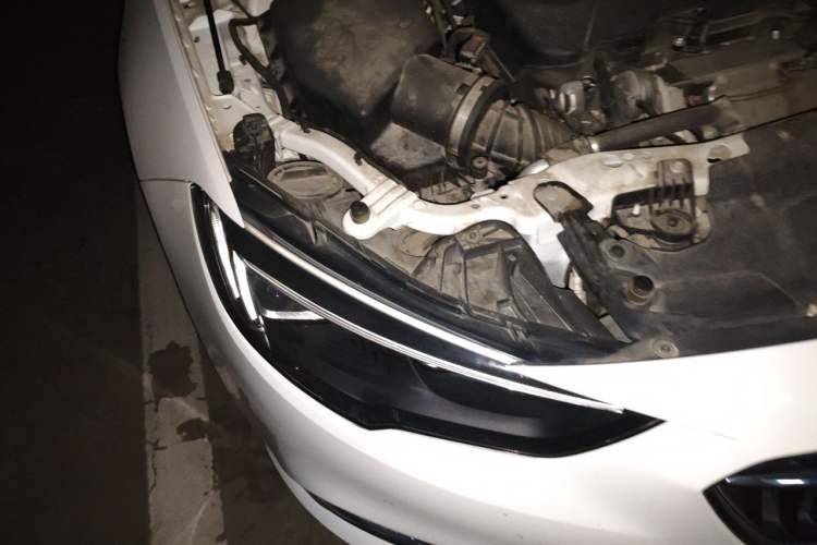 Used Buick Regal 2019 20T Elite Version China V Standard Right Front Headlight