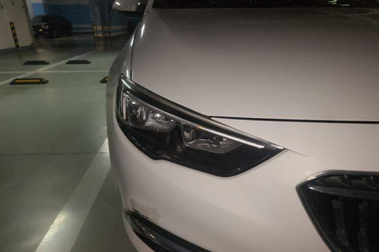 Used Buick Regal 2019 20T Elite Version China V Standard Right Front Headlight
