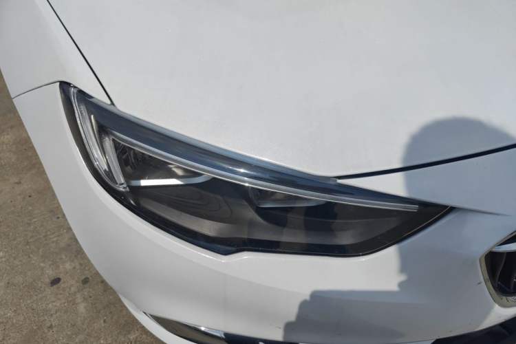 Used Buick Regal 2019 20T Elite Version China VI Standard Right Front Headlight