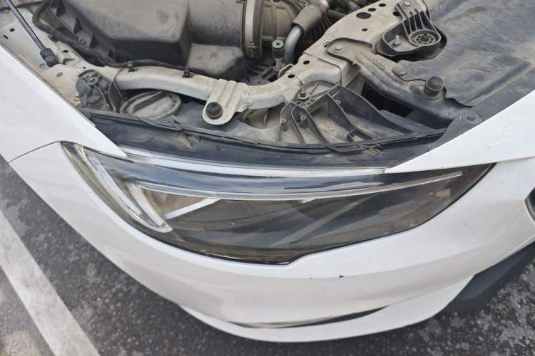 Used Buick Regal 2019 20T Elite Version China VI Standard Right Front Headlight