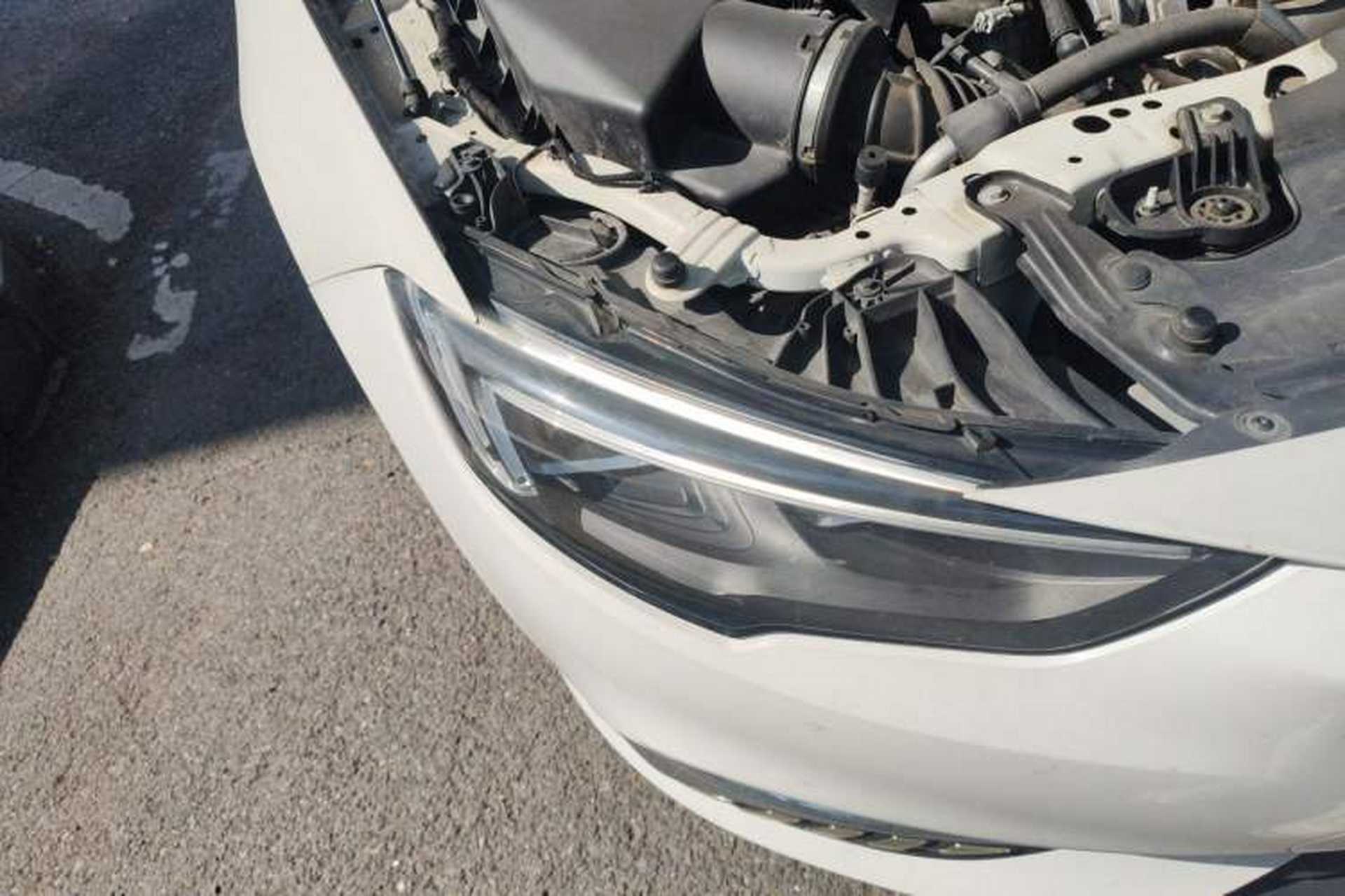 Used Buick Regal 2019 20T Elite Version China VI Standard Right Front Headlight