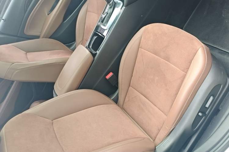 Used Buick Regal 2019 20T Elite Version China VI Standard Right Front Seat