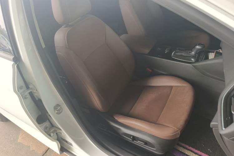 Used Buick Regal 2019 20T Elite Version China VI Standard Right Front Seat