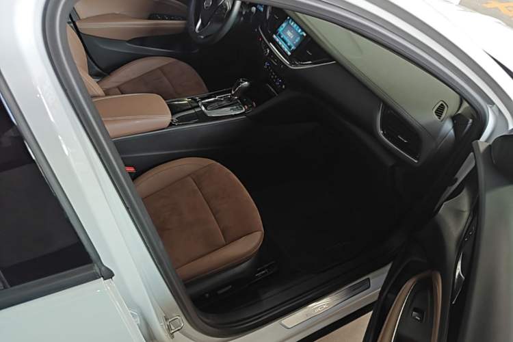 Used Buick Regal 2019 20T Elite Version China VI Standard Right Front Seat