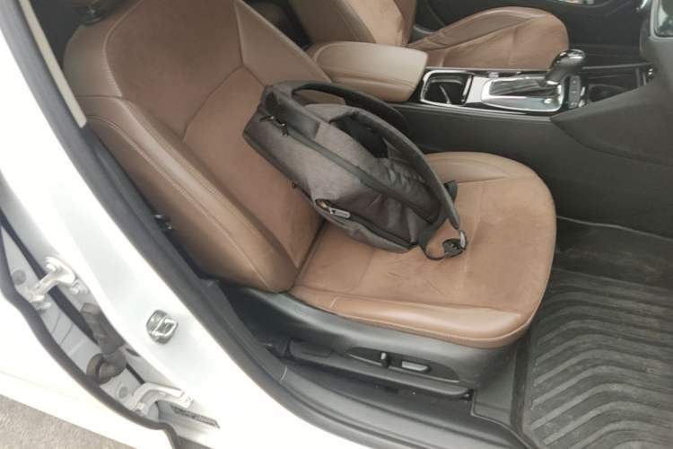 Used Buick Regal 2019 20T Elite Version China VI Standard Right Front Seat