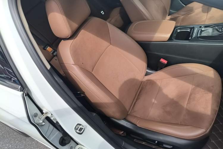 Used Buick Regal 2019 Revised 20T Luxury Version China VI Standard Right Front Seat