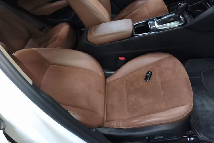Used Buick Regal 2019 20T Elite Version China VI Standard Right Front Seat