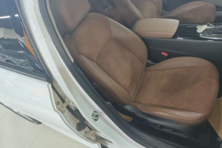 Used Buick Regal 2019 20T Elite Version China VI Standard Right Front Seat