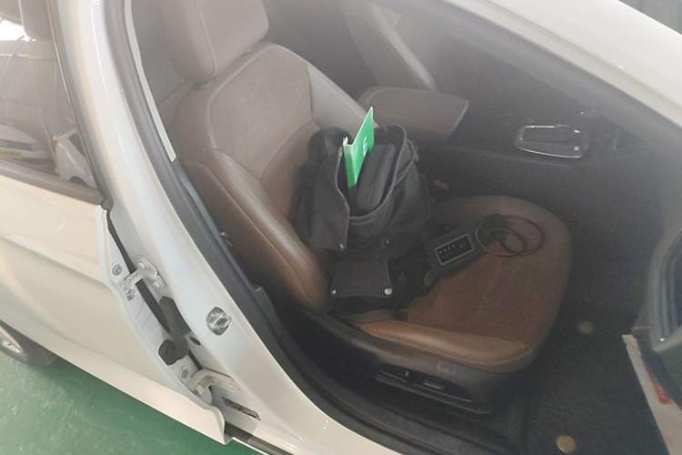 Used Buick Regal 2019 20T Elite Version China VI Standard Right Front Seat