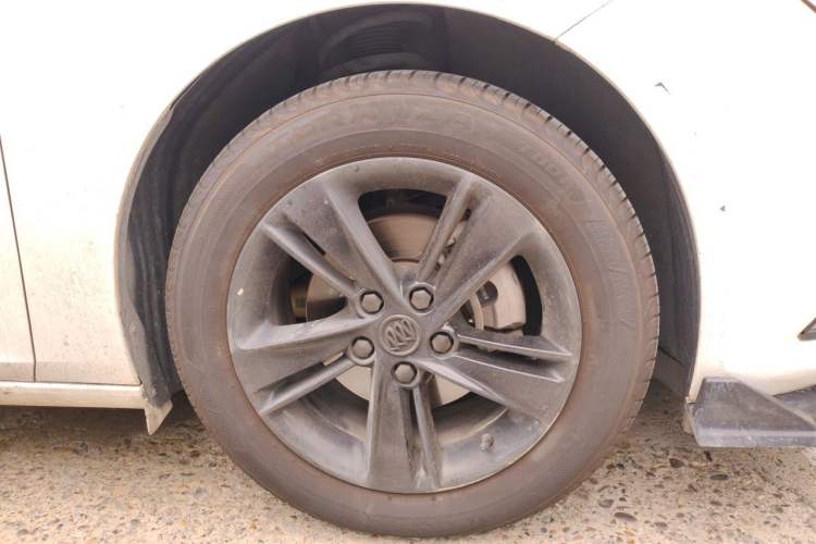 Used Buick Regal 2019 20T Elite Version China VI Standard Right Front Wheel Hub