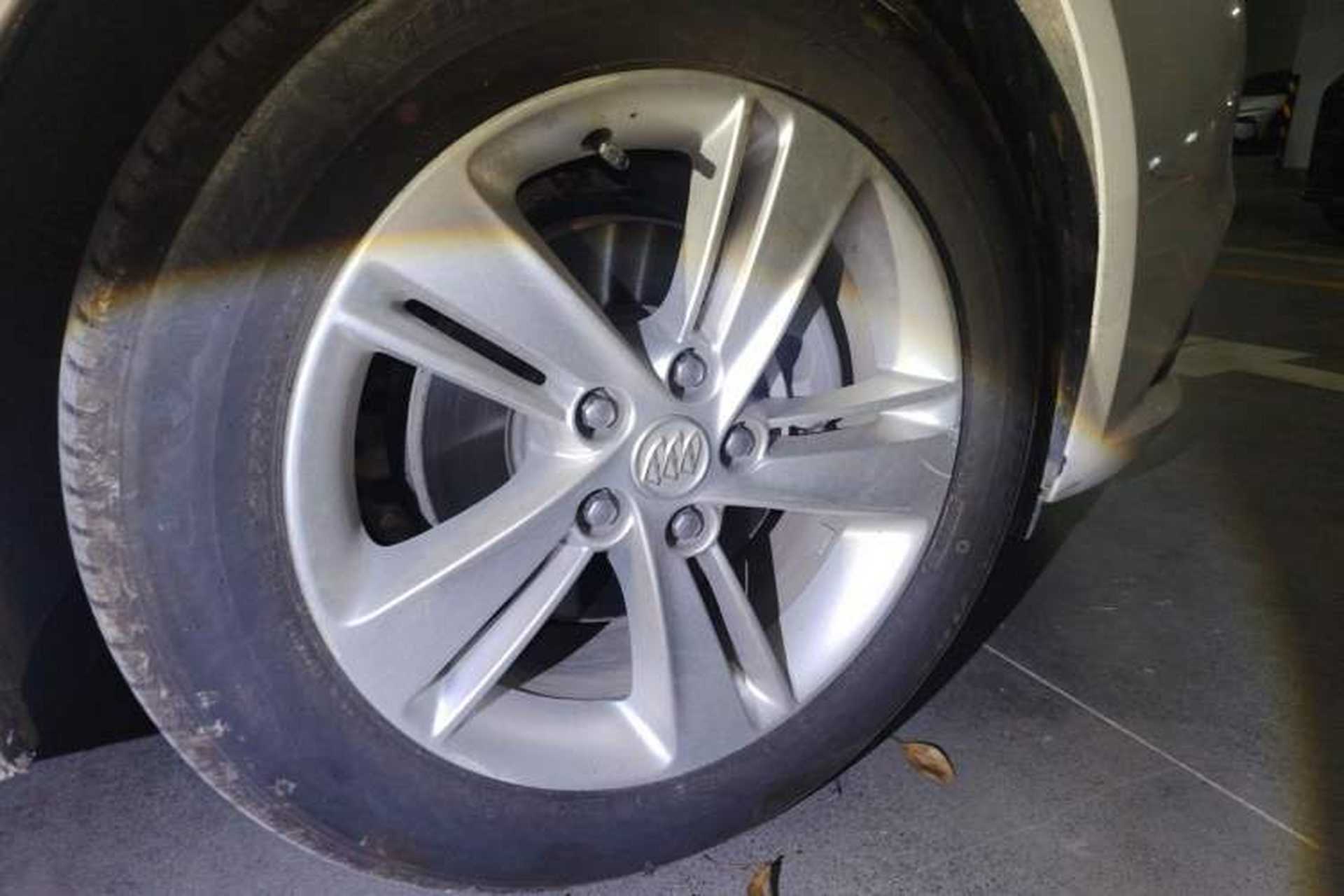 Used Buick Regal 2019 20T Elite Version China VI Standard Right Front Wheel Hub