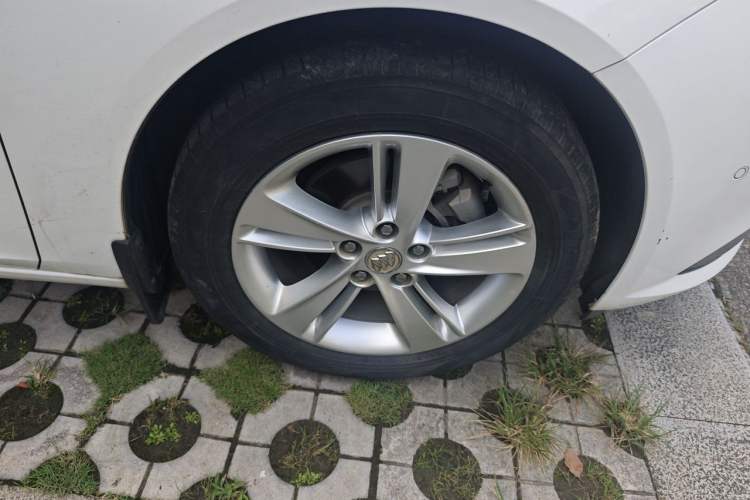 Used Buick Regal 2019 20T Luxury Model China V Standard Right Front Wheel Hub