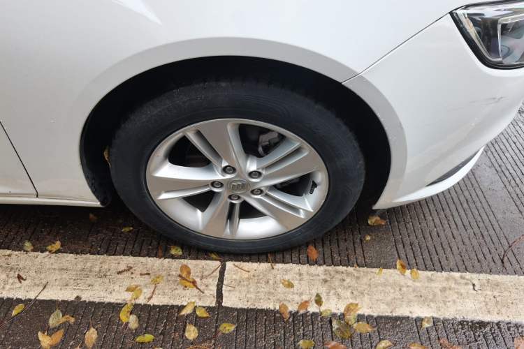 Used Buick Regal 2019 20T Elite Version China V Standard Right Front Wheel Hub