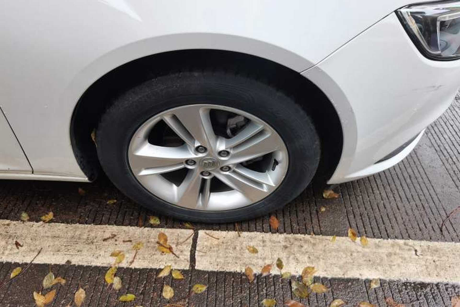 Used Buick Regal 2019 20T Elite Version China V Standard Right Front Wheel Hub