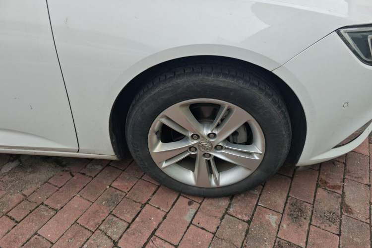 Used Buick Regal 2019 20T Luxury Model China VI Standard Right Front Wheel Hub