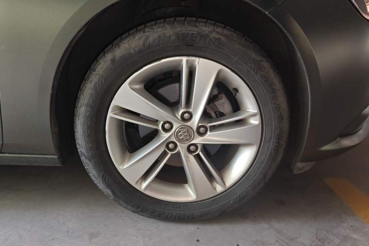Used Buick Regal 2019 20T Elite Version China V Standard Right Front Wheel Hub