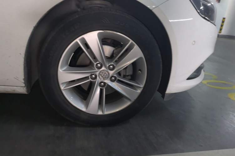Used Buick Regal 2019 20T Luxury Model China V Standard Right Front Wheel Hub
