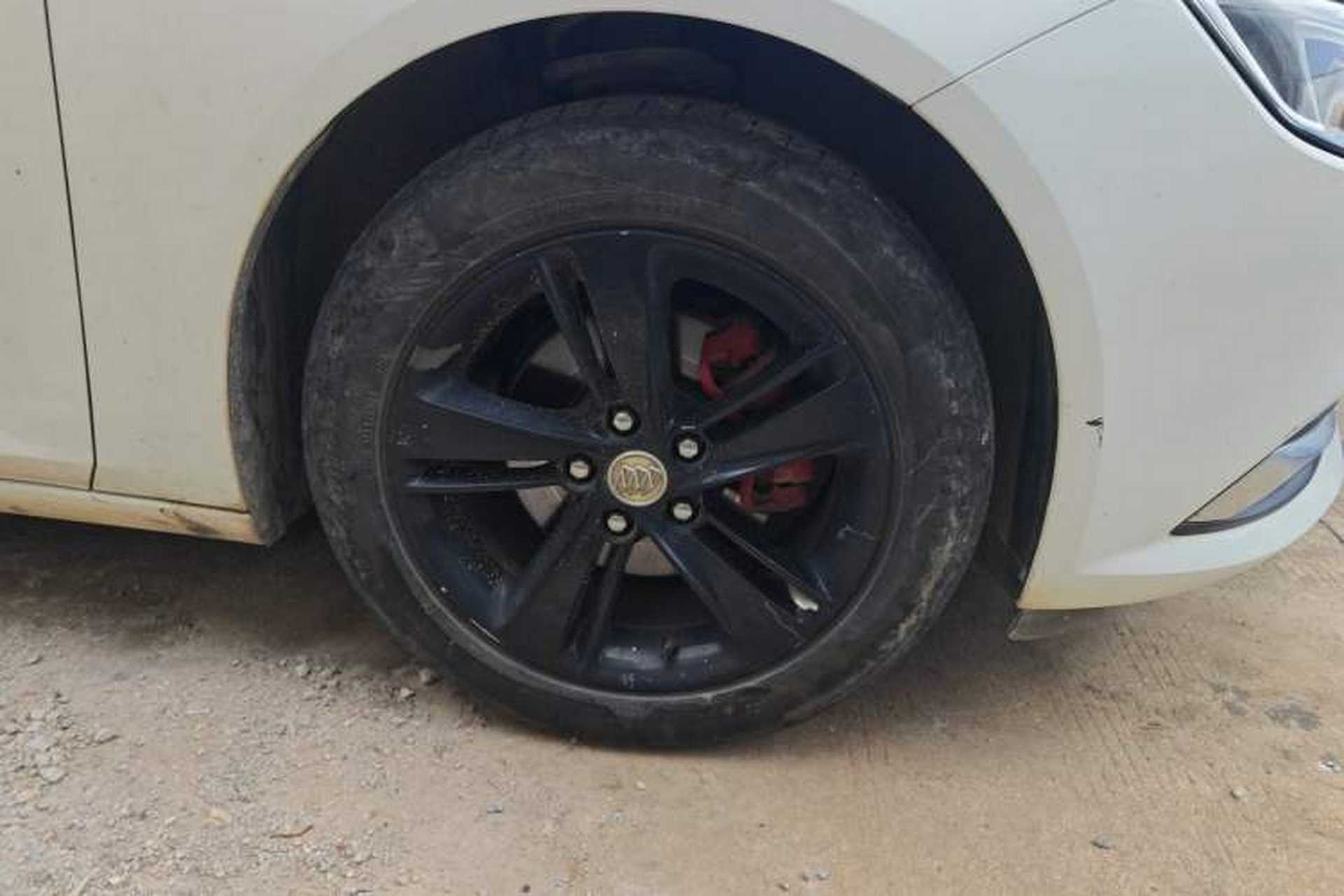 Used Buick Regal 2019 20T Elite Version China VI Standard Right Front Wheel Hub