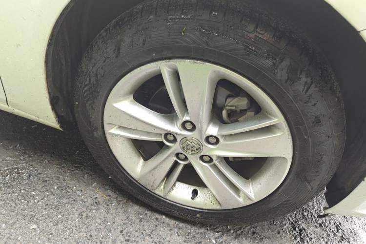 Used Buick Regal 2019 20T Elite Version China VI Standard Right Front Wheel Hub