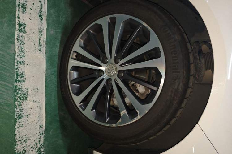 Used Buick Regal 2019 28T Luxury Edition China VI Right Front Wheel Hub