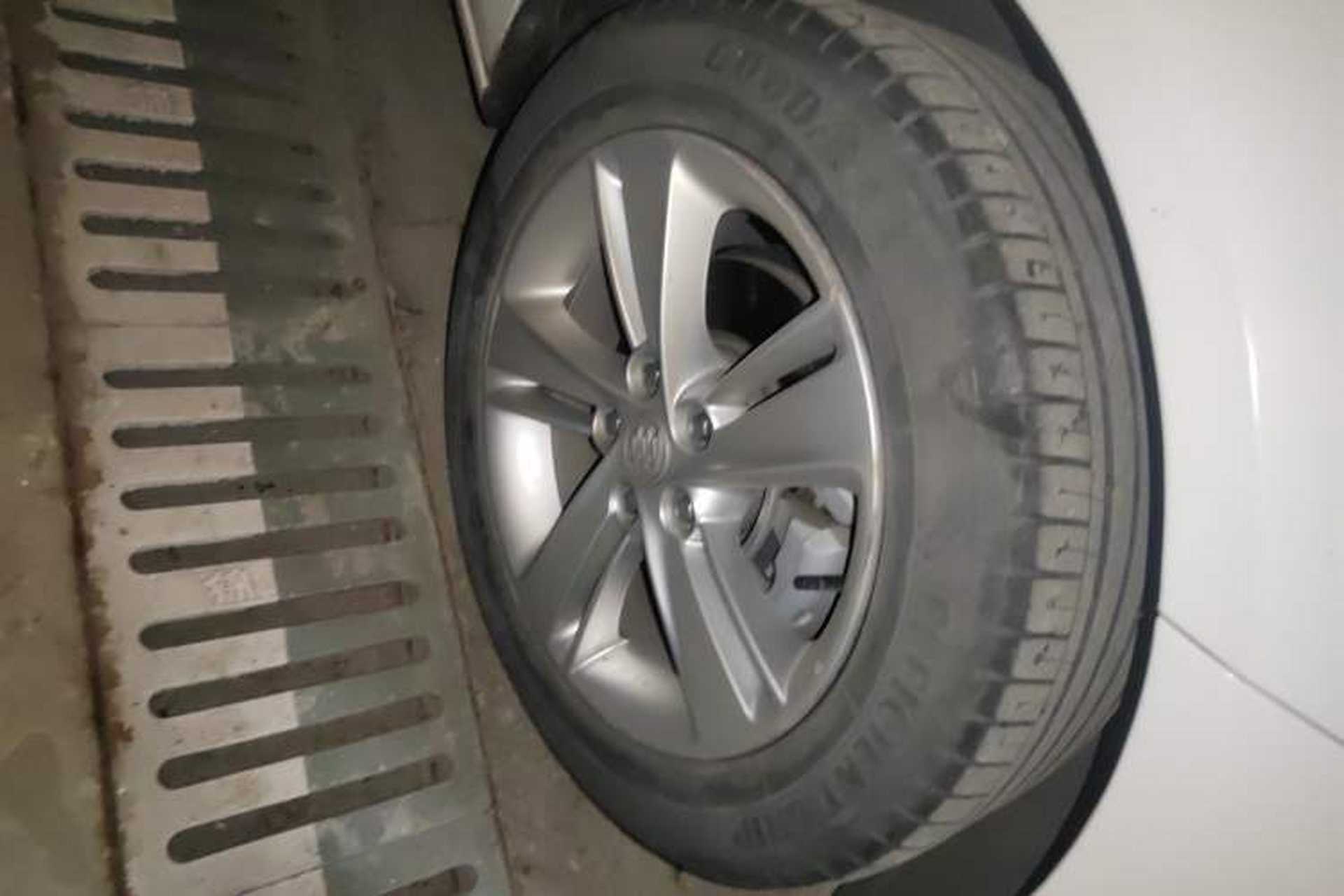Used Buick Regal 2019 20T Luxury Model China V Standard Right Front Wheel Hub