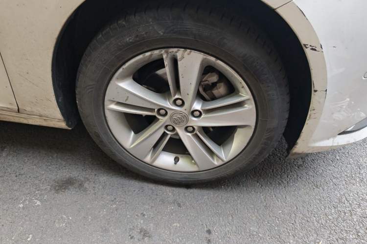 Used Buick Regal 2019 Revised 20T Luxury Version China VI Standard Right Front Wheel Hub