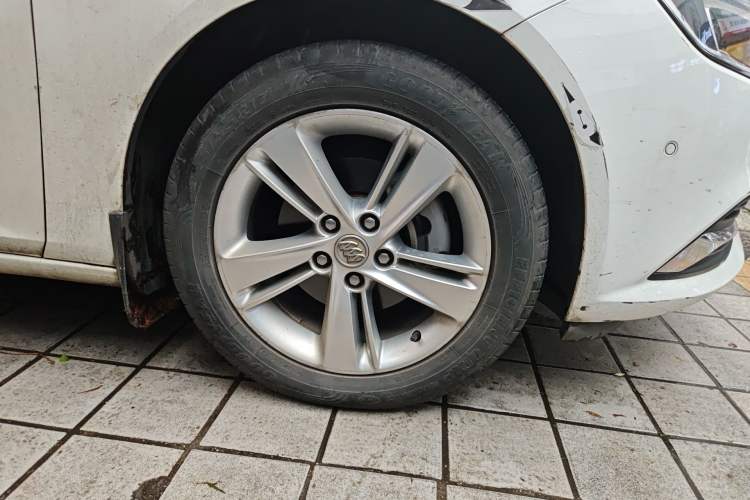 Used Buick Regal 2019 20T Luxury Model China VI Standard Right Front Wheel Hub