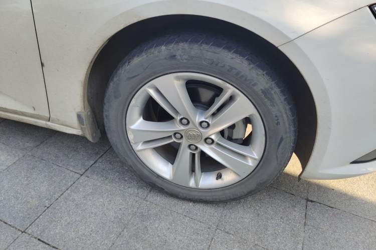 Used Buick Regal 2019 20T Elite Version China V Standard Right Front Wheel Hub