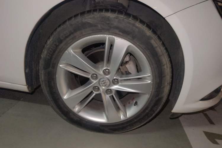 Used Buick Regal 2019 20T Elite Version China V Standard Right Front Wheel Hub