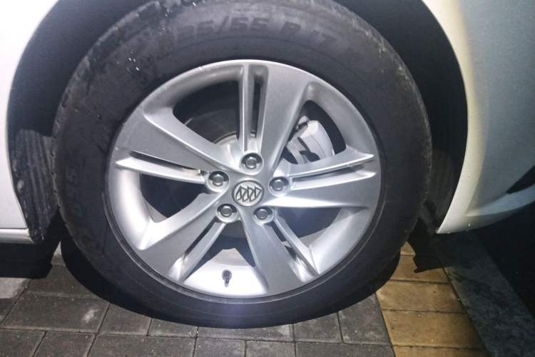 Used Buick Regal 2019 20T Elite Version China V Standard Right Front Wheel Hub