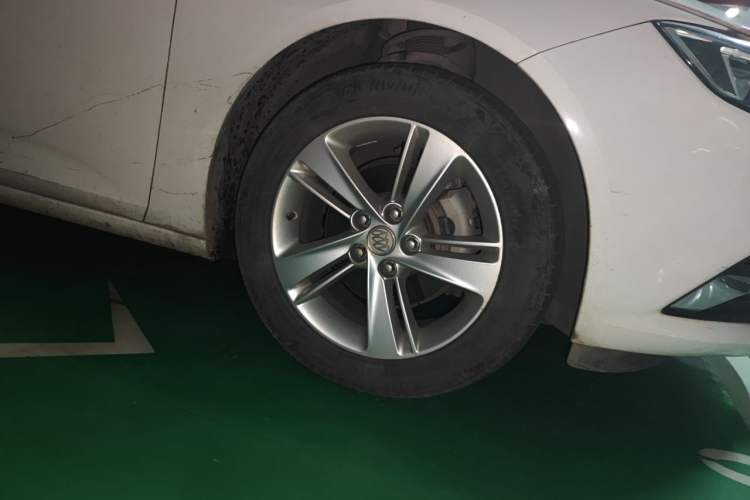 Used Buick Regal 2019 20T Elite Version China VI Standard Right Front Wheel Hub