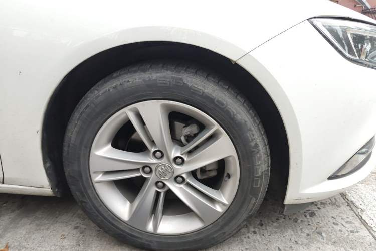 Used Buick Regal 2019 20T Elite Version China VI Standard Right Front Wheel Hub
