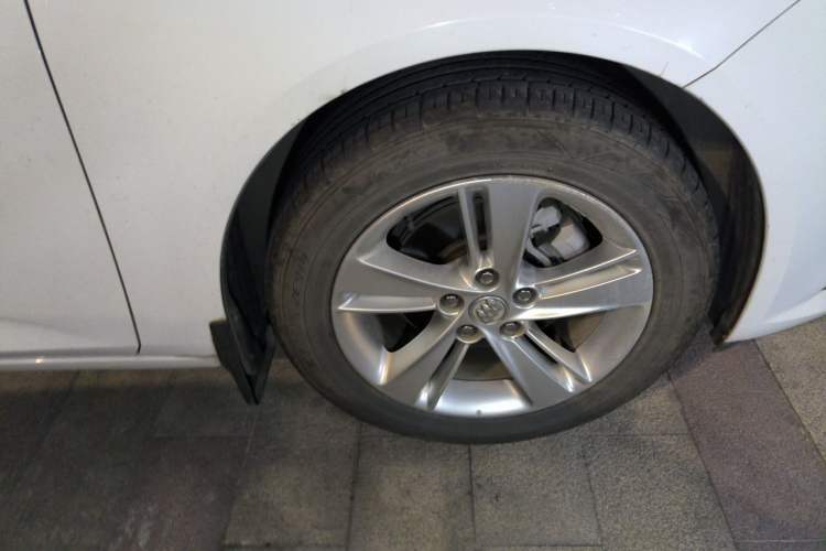 Used Buick Regal 2019 20T Elite Version China V Standard Right Front Wheel Hub