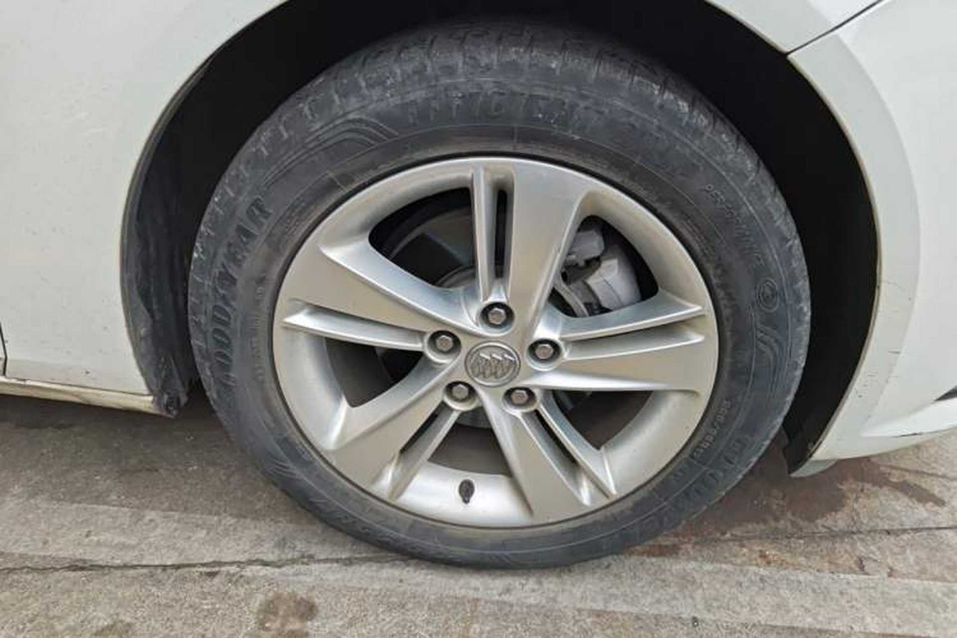 Used Buick Regal 2019 20T Elite Version China VI Standard Right Front Wheel Hub