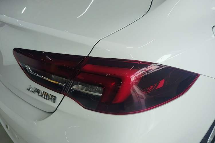 Used Buick Regal 2019 20T Elite Version China VI Standard Right Rear Taillight
