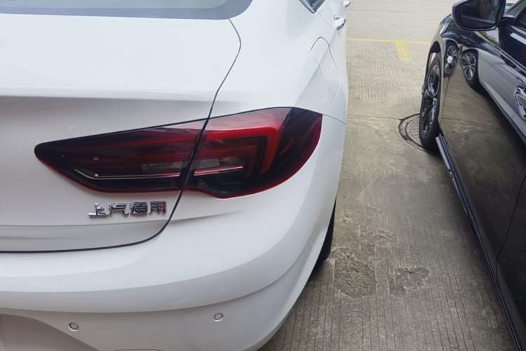Used Buick Regal 2019 28T Luxury Edition China VI Right Rear Taillight