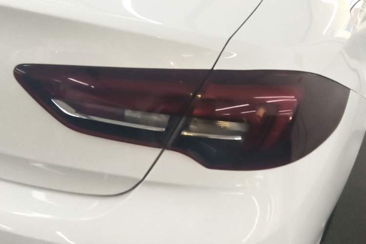 Used Buick Regal 2019 20T Elite Version China VI Standard Right Rear Taillight
