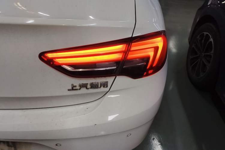 Used Buick Regal 2019 20T Elite Version China VI Standard Right Rear Taillight