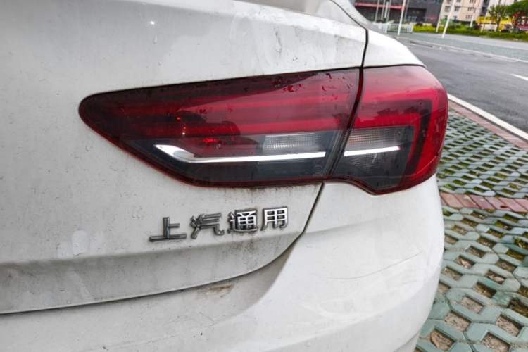 Used Buick Regal 2019 20T Elite Version China VI Standard Right Rear Taillight